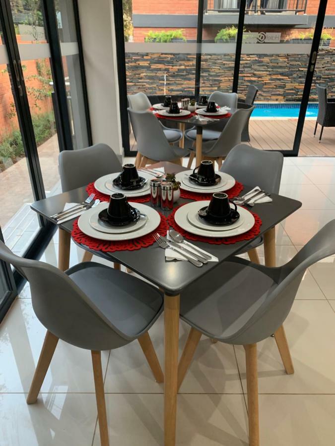 Hotel At Hatfield Apartments Pretoria-Noord Dış mekan fotoğraf